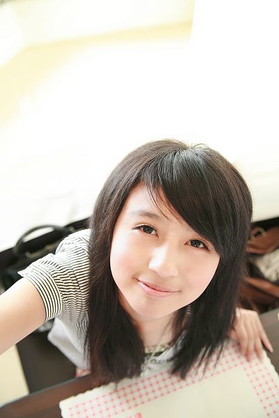 nEO_IMG_POSE (8).jpg